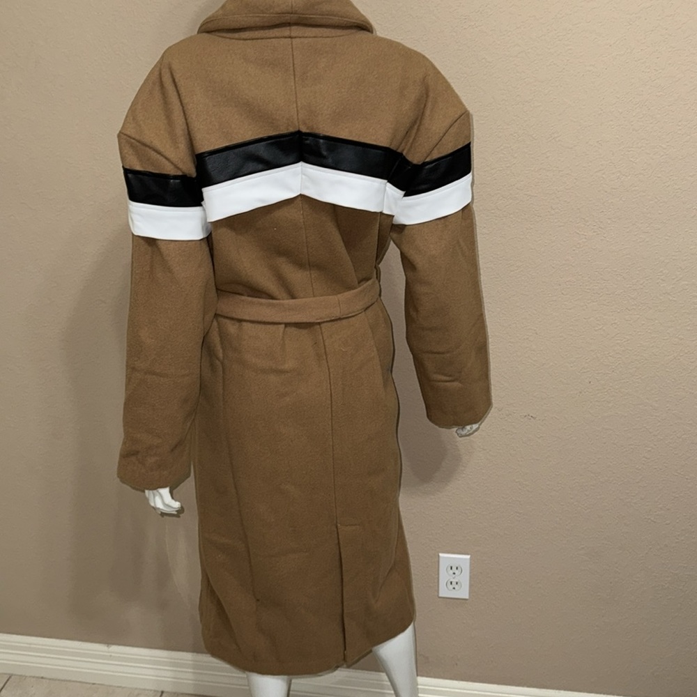 Making the Cut Wool Coat WINNING LOOK Andrea's Wool Camel Coat - Picture 9 of 10
